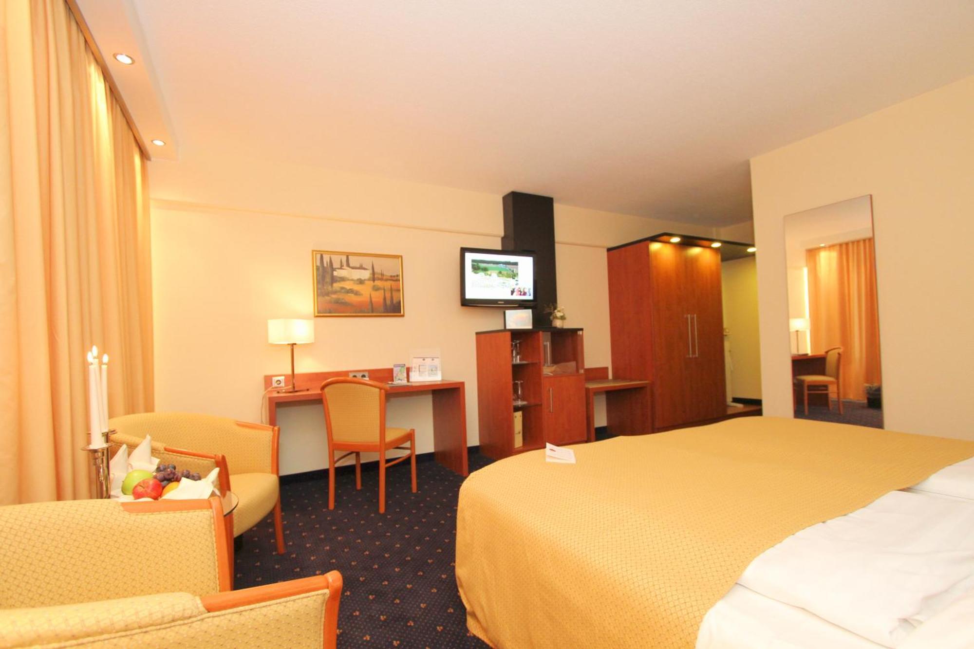 Best Western Plus Hotel Steinsgarten Giessen Exterior foto