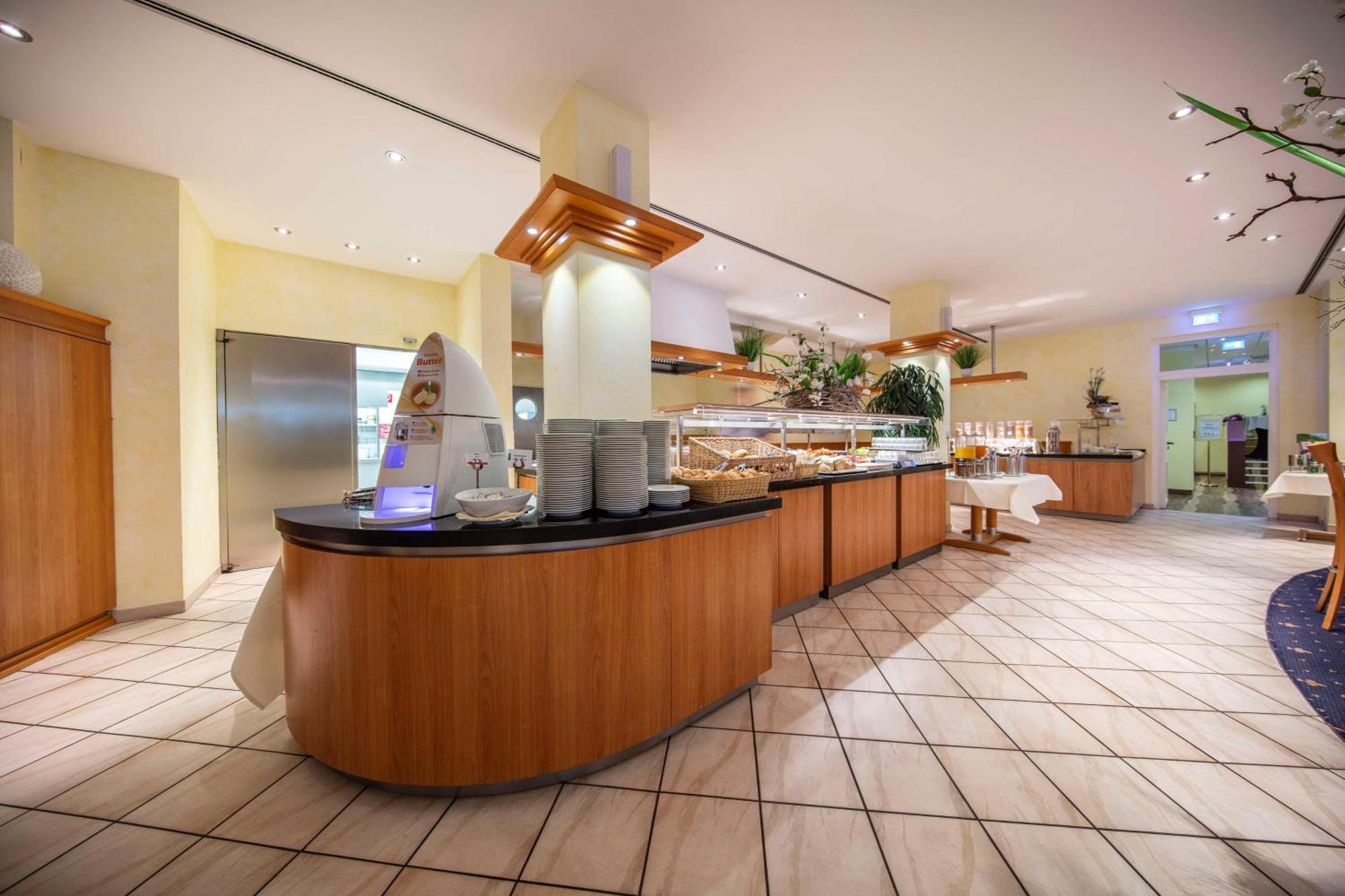 Best Western Plus Hotel Steinsgarten Giessen Exterior foto